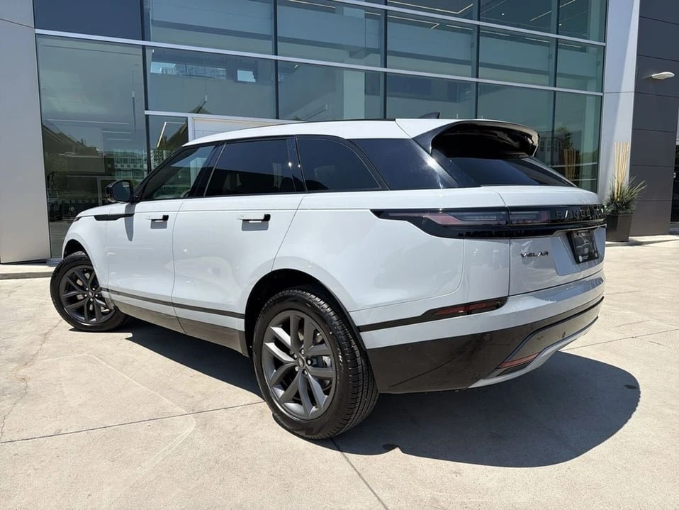 2026 Land Rover Range Rover Velar - Image 4 of 20