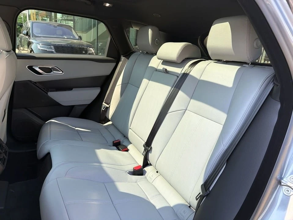 2026 Land Rover Range Rover Velar - Image 18 of 20
