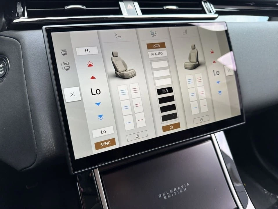 2026 Land Rover Range Rover Velar - Image 14 of 20