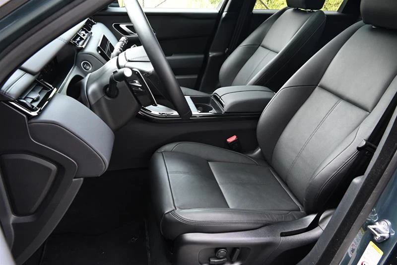 2026 Land Rover Range Rover Velar - Image 7 of 10