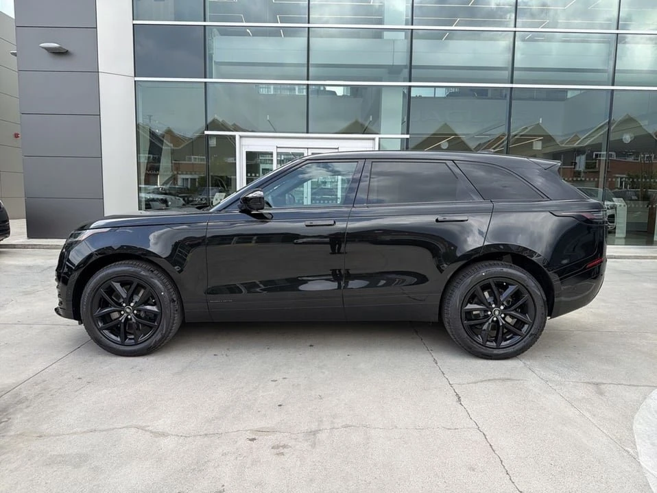 2026 Land Rover Range Rover Velar - Image 3 of 20