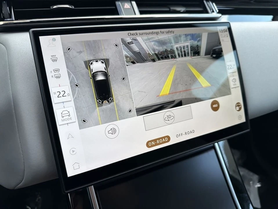2026 Land Rover Range Rover Velar - Image 12 of 20