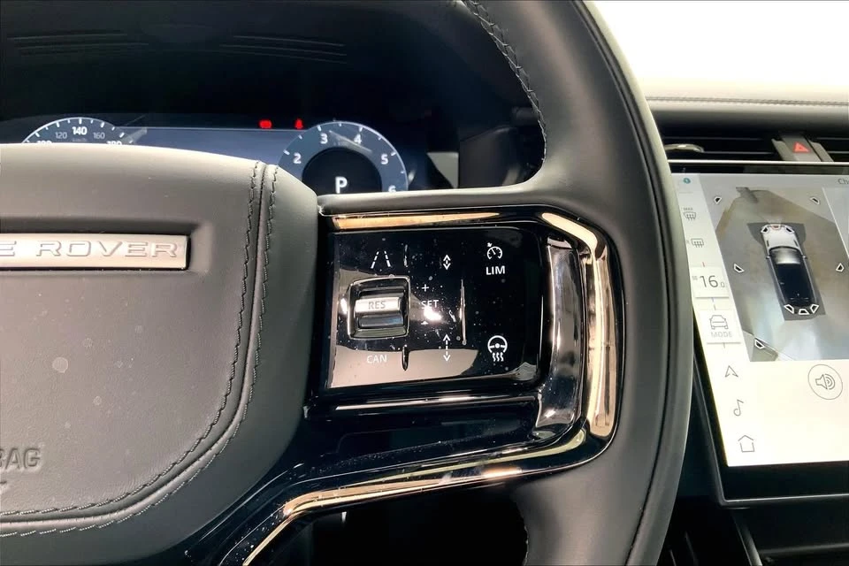 2026 Land Rover Range Rover Velar - Image 16 of 20