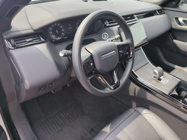 2026 Land Rover Range Rover Velar - Image 6 of 14