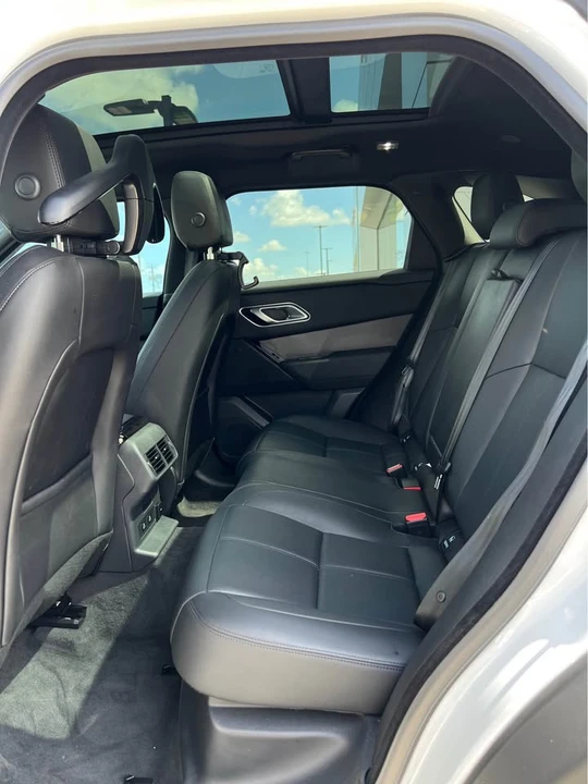 2026 Land Rover Range Rover Velar - Image 11 of 18