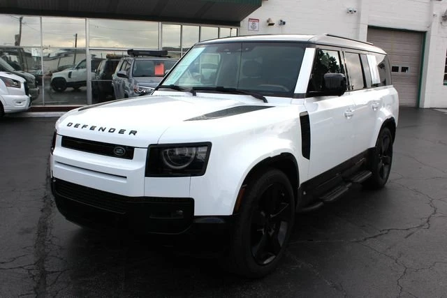 2026 Land Rover Defender V8 - Image 3 of 18