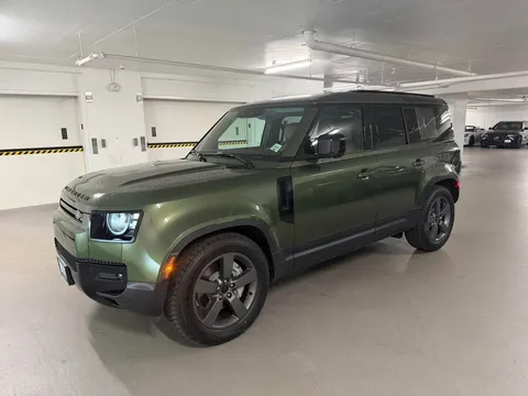2026 Land Rover Defender 110 P300 S