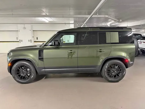 2026 Land Rover Defender 110 P300 S