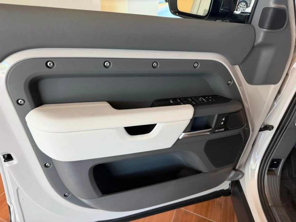 2026 Land Rover Defender L663 - Image 12 of 20