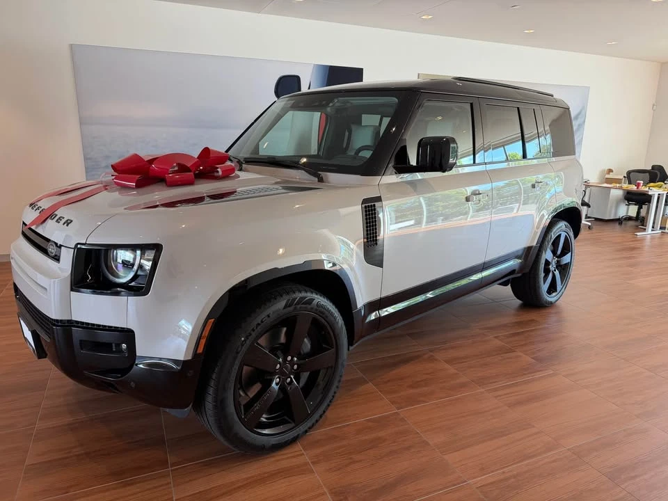 2026 Land Rover Defender L663 - Image 6 of 20