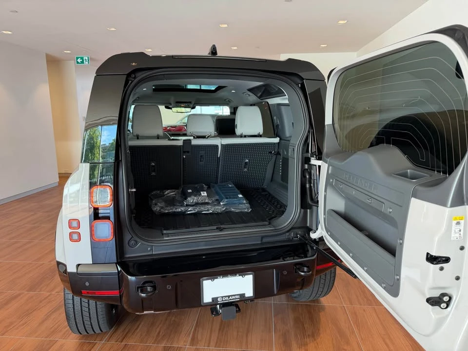 2026 Land Rover Defender L663 - Image 11 of 20