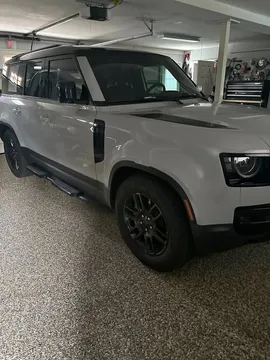 2026 Land Rover Defender 110