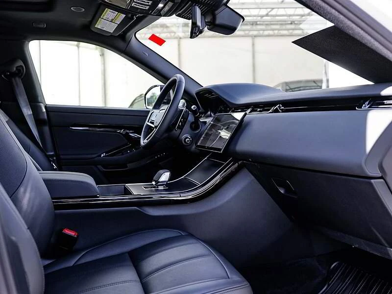 2026 Land Rover Range Rover Evoque 2nd Gen - Image 8 of 16