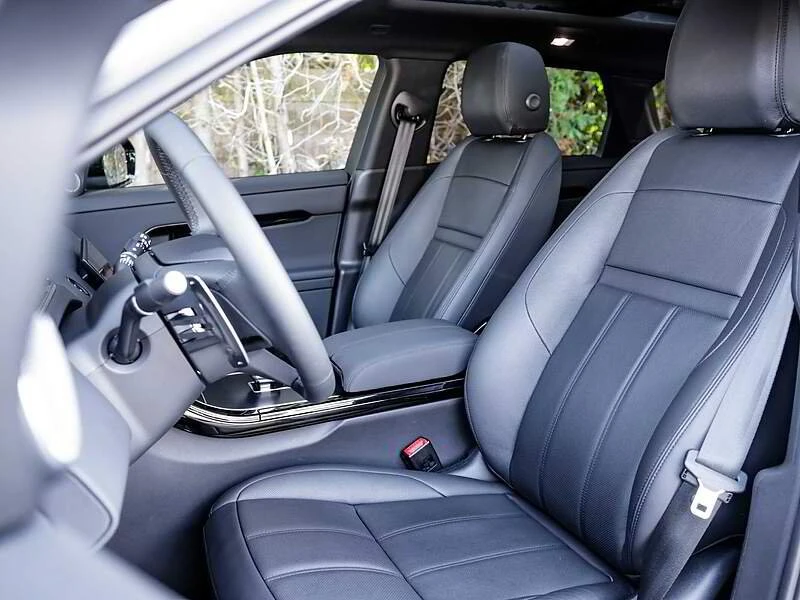 2026 Land Rover Range Rover Evoque 2nd Gen - Image 10 of 16