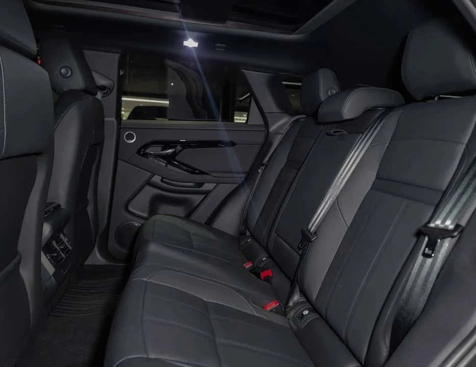 2026 Land Rover Range Rover Evoque 2nd Gen - Image 10 of 11