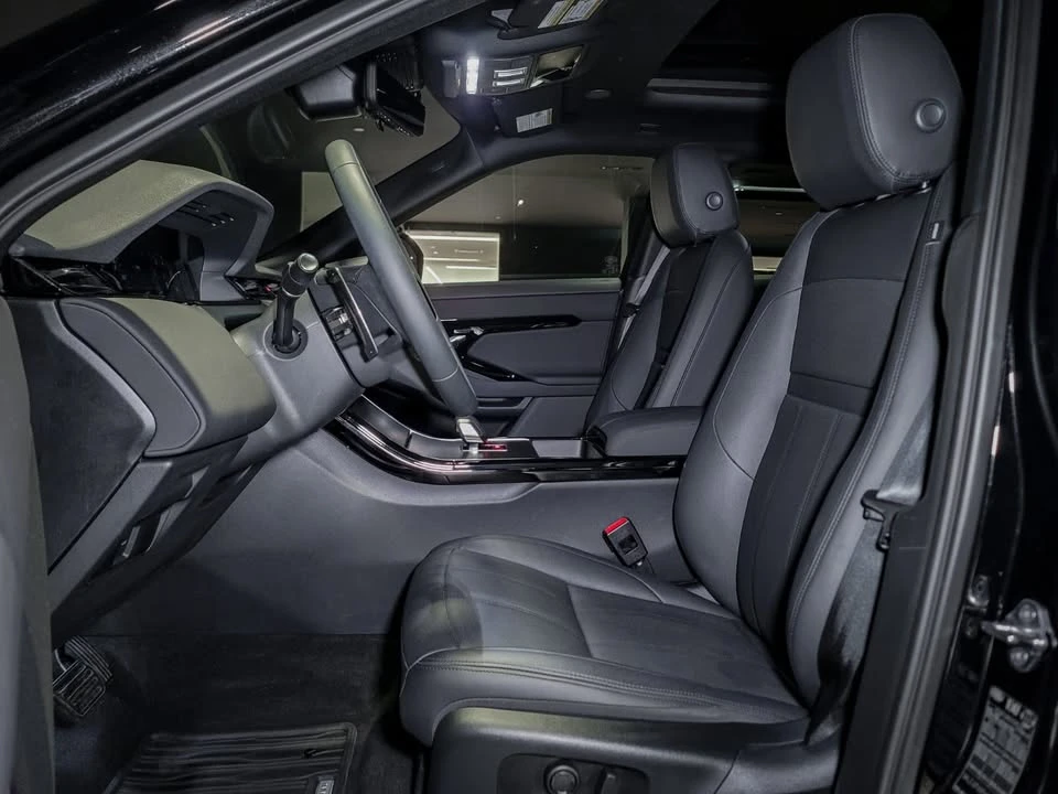 2026 Land Rover Range Rover Evoque 2nd Gen - Image 11 of 20