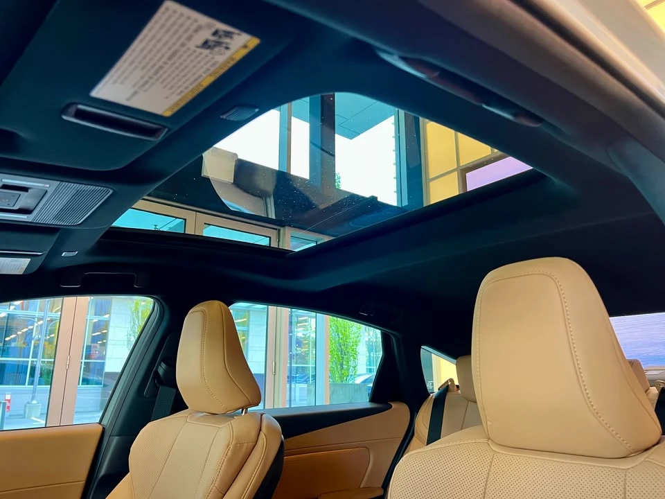 2026 Lexus ES 7th Gen - Image 17 of 17