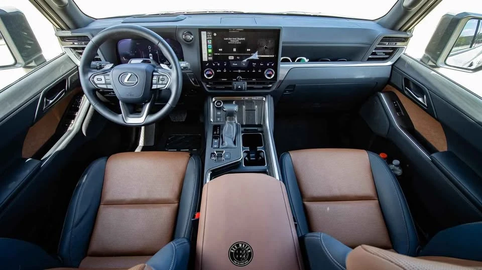 2026 Lexus GX 3rd Gen - Image 3 of 10