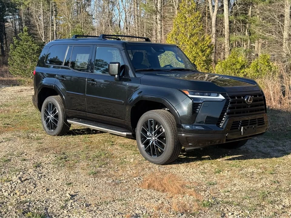 2026 Lexus GX 3rd Gen - Image 8 of 14