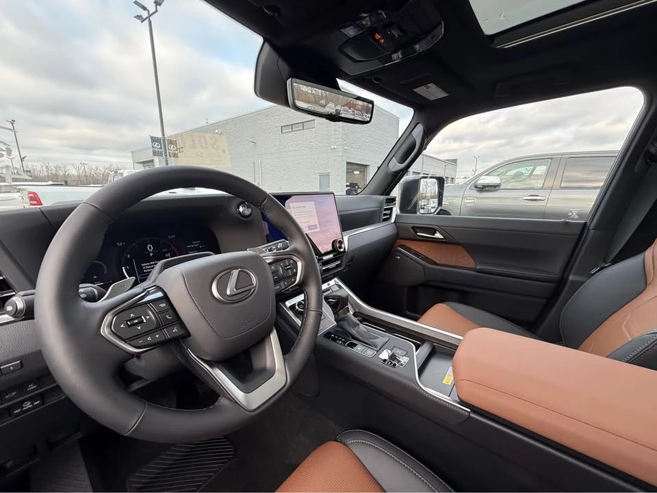 2026 Lexus GX 3rd Gen - Image 2 of 6