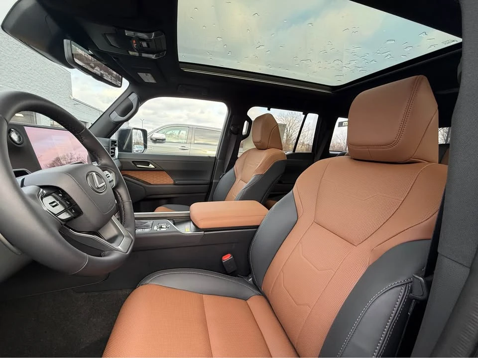 2026 Lexus GX 3rd Gen - Image 4 of 6