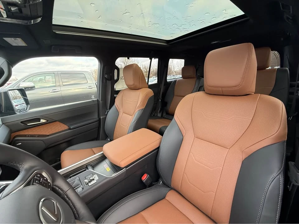 2026 Lexus GX 3rd Gen - Image 3 of 6