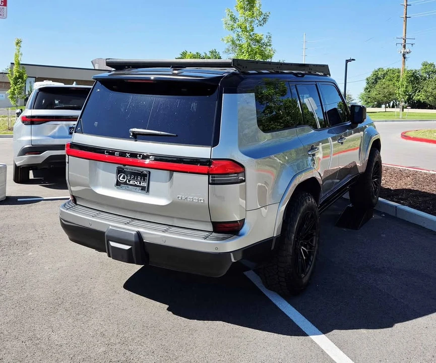 2026 Lexus GX 3rd Gen - Image 4 of 7