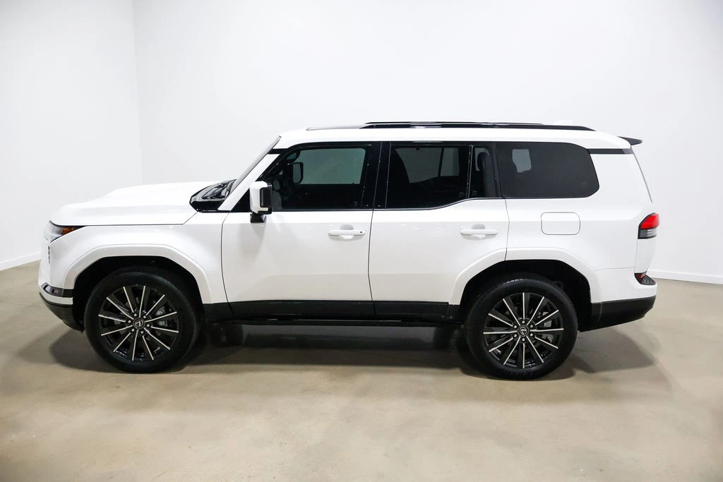 2026 Lexus GX 3rd Gen - Image 5 of 21