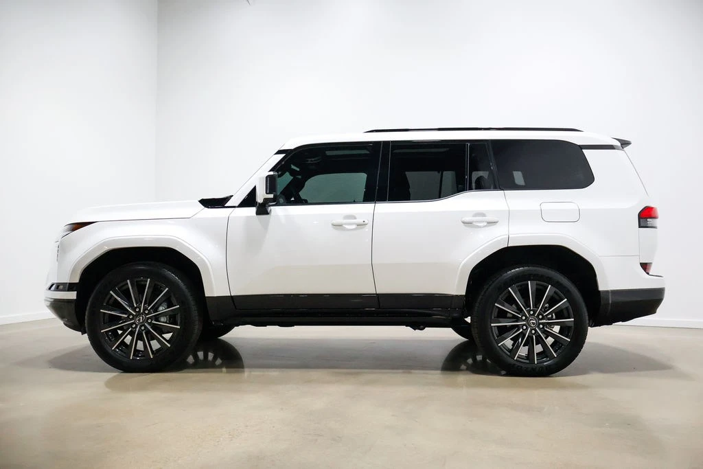2026 Lexus GX 3rd Gen - Image 4 of 24