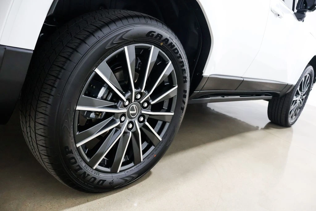 2026 Lexus GX 3rd Gen - Image 17 of 24
