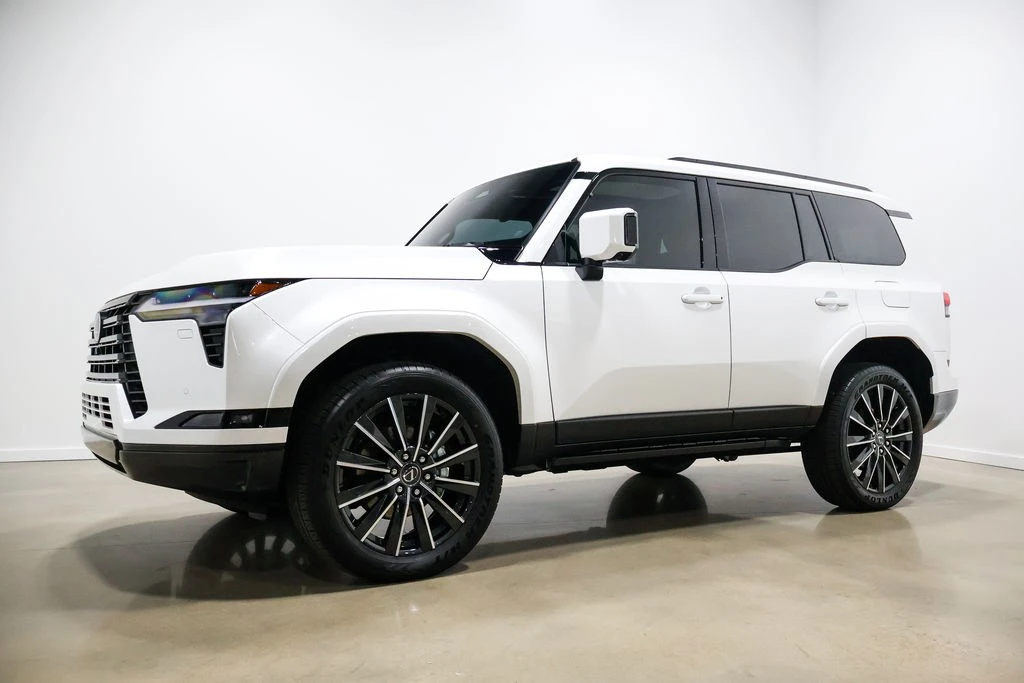 2026 Lexus GX 3rd Gen - Image 2 of 21
