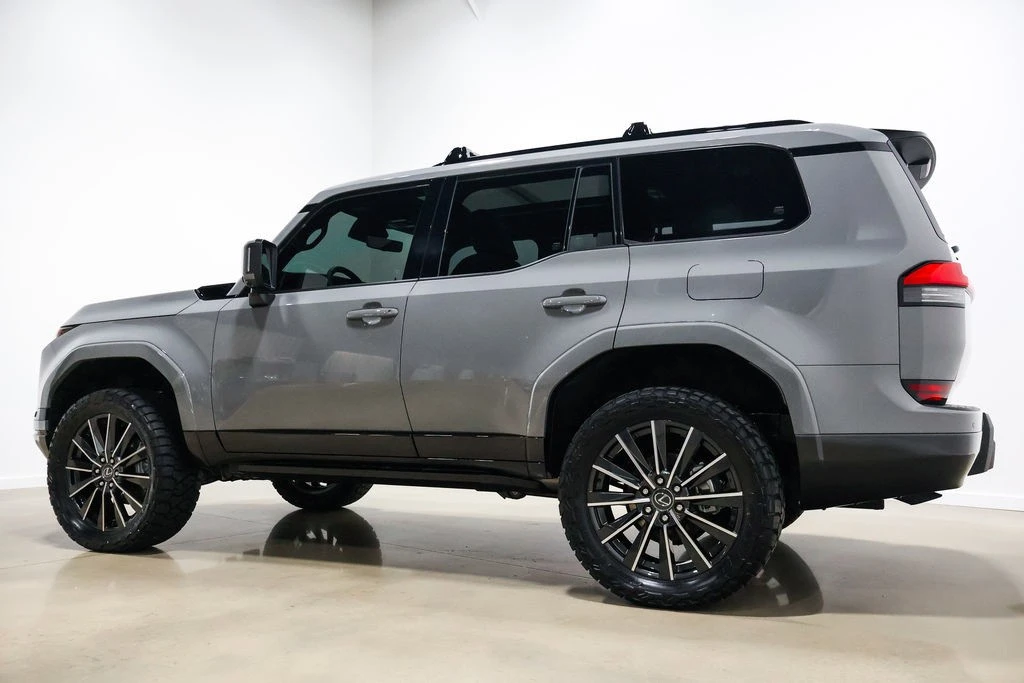 2026 Lexus GX 3rd Gen - Image 15 of 21