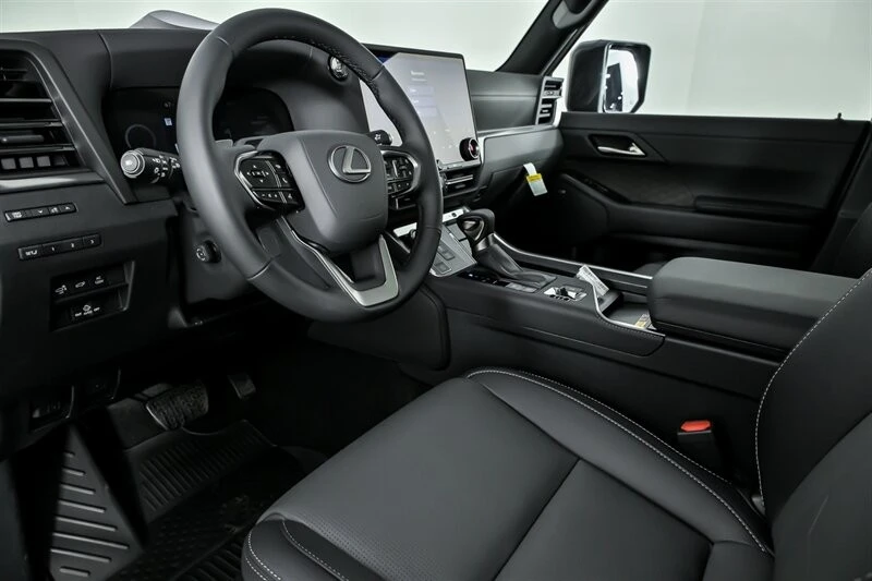2026 Lexus GX 3rd Gen - Image 20 of 21