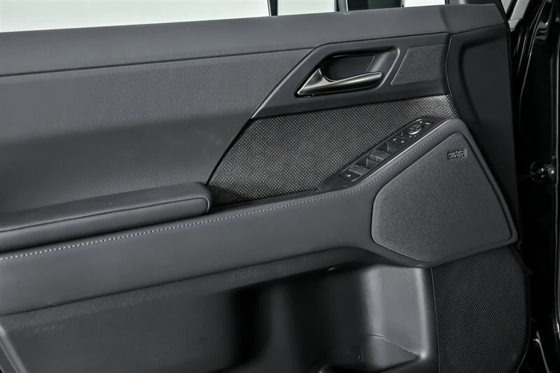 2026 Lexus GX 3rd Gen - Image 18 of 21