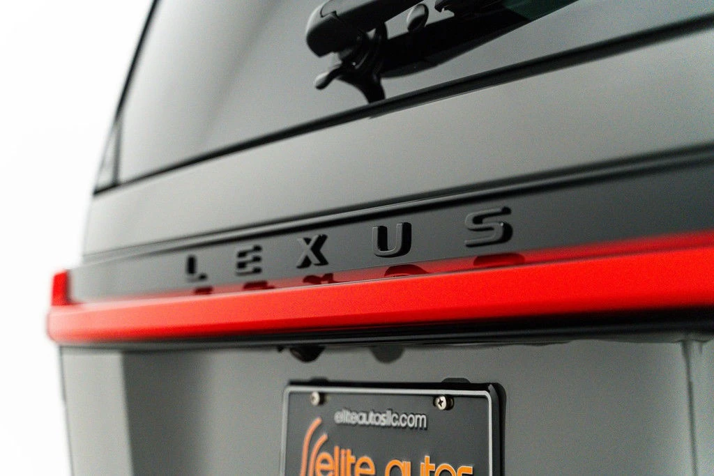 2026 Lexus GX 3rd Gen - Image 4 of 24