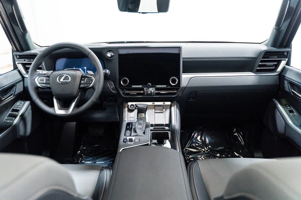 2026 Lexus GX 3rd Gen - Image 3 of 24