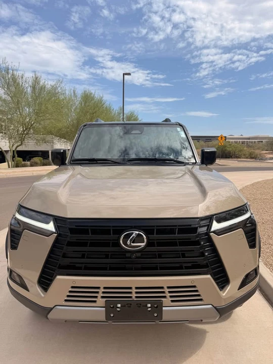 2026 Lexus GX 3rd Gen - Image 6 of 9