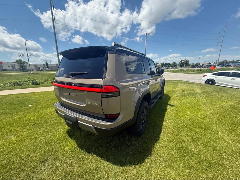 2026 Lexus GX 3rd Gen - Image 3 of 7