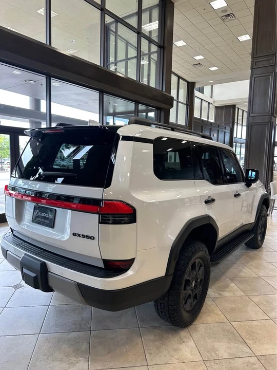 2026 Lexus GX 3rd Gen - Image 3 of 9