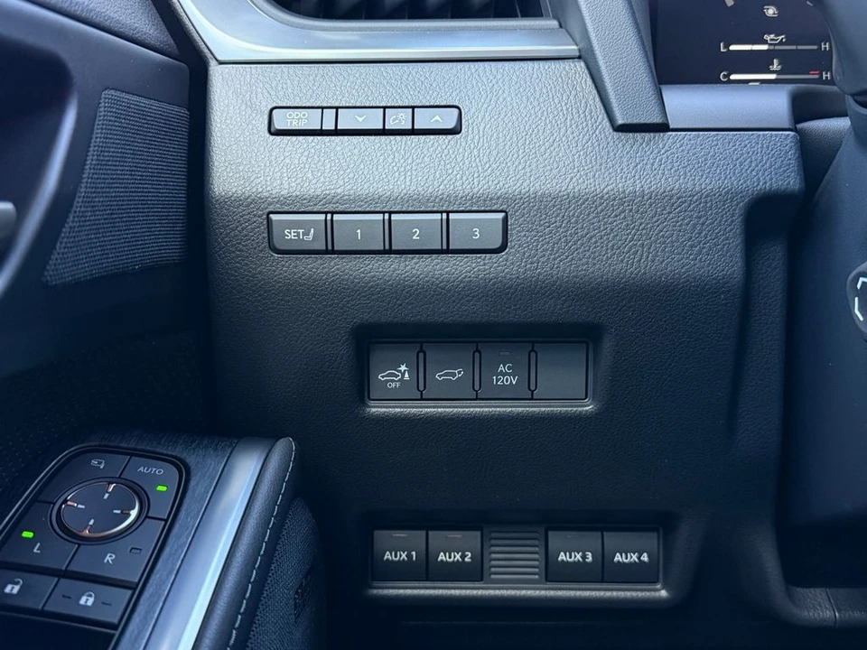 2026 Lexus GX 3rd Gen - Image 20 of 21