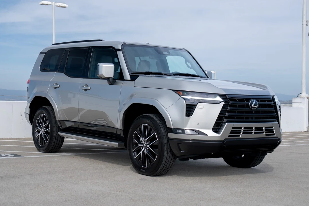2026 Lexus GX 3rd Gen - Image 22 of 31