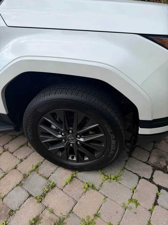 2026 Lexus GX 3rd Gen - Image 4 of 4