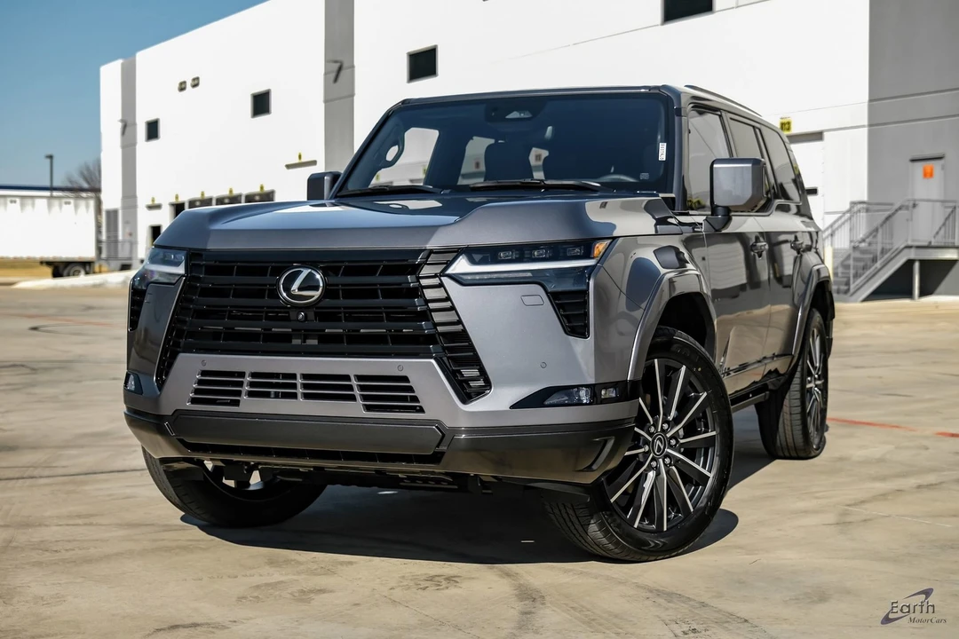 2026 Lexus GX 3rd Gen - Image 3 of 12