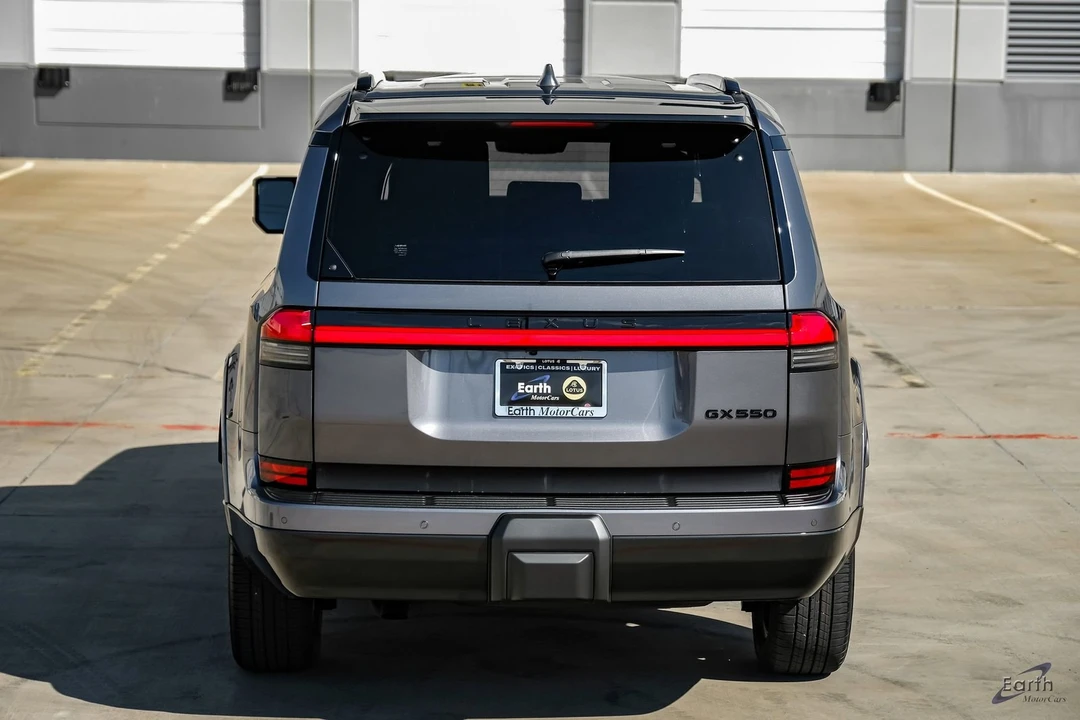 2026 Lexus GX 3rd Gen - Image 11 of 12