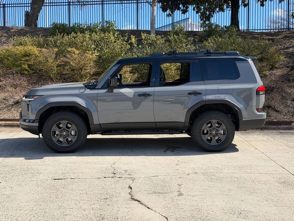 2026 Lexus GX 3rd Gen - Image 8 of 21