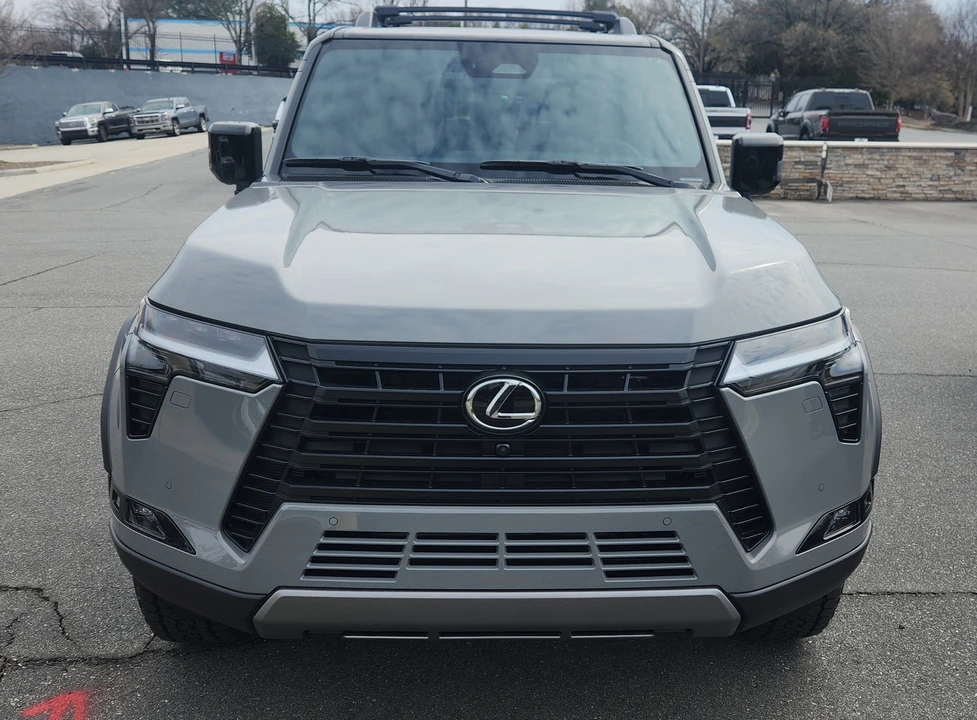 2026 Lexus GX 3rd Gen - Image 3 of 21