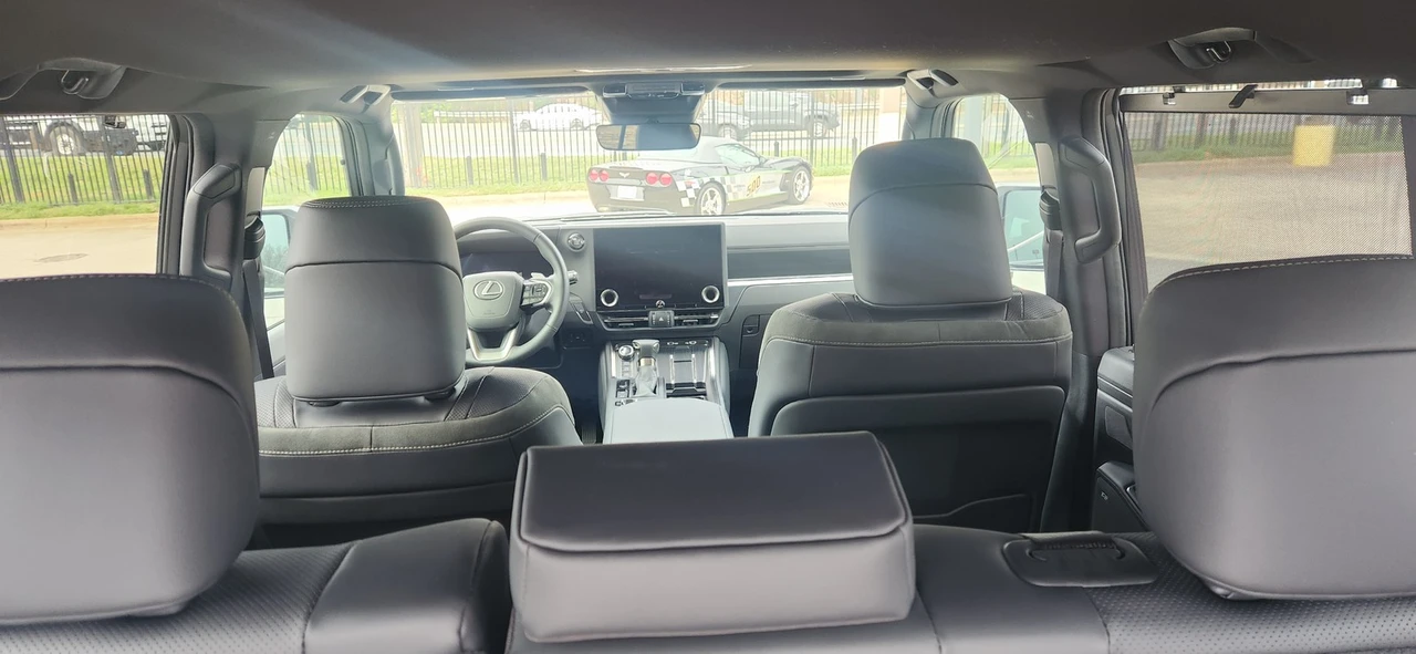 2026 Lexus GX 3rd Gen - Image 20 of 21