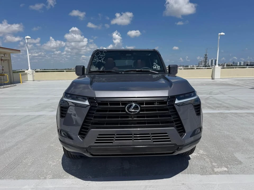 2026 Lexus GX 3rd Gen - Image 3 of 9