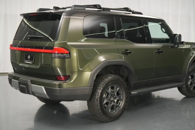 2026 Lexus GX 3rd Gen - Image 18 of 21