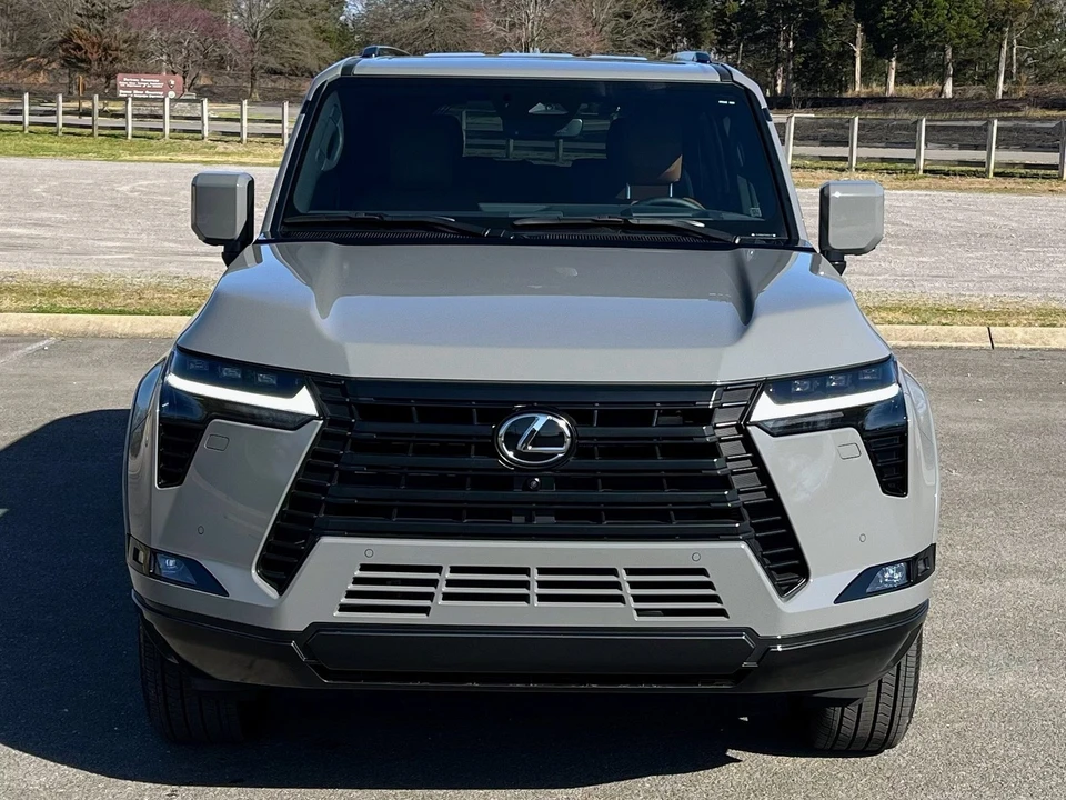 2026 Lexus GX 3rd Gen - Image 5 of 21